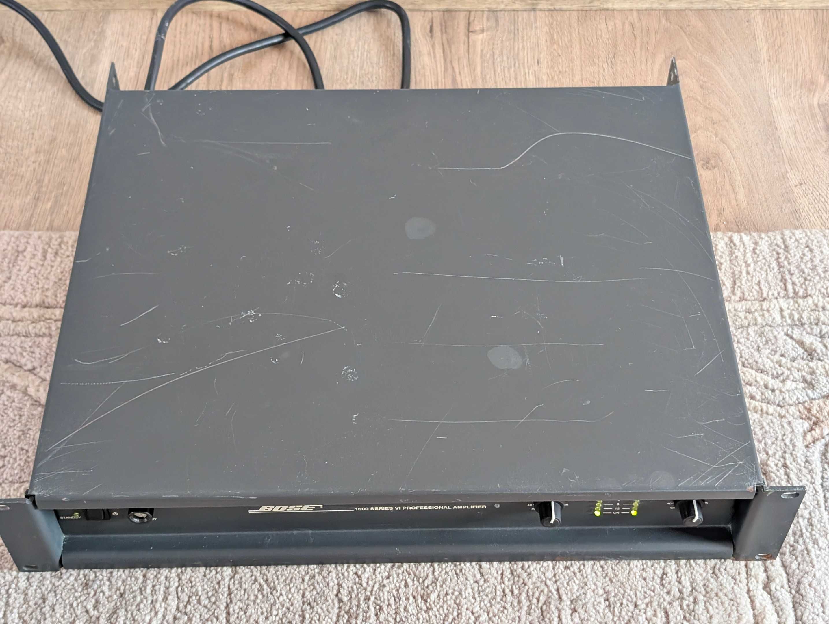 Amplificator profesional Bose 1600 Series VI