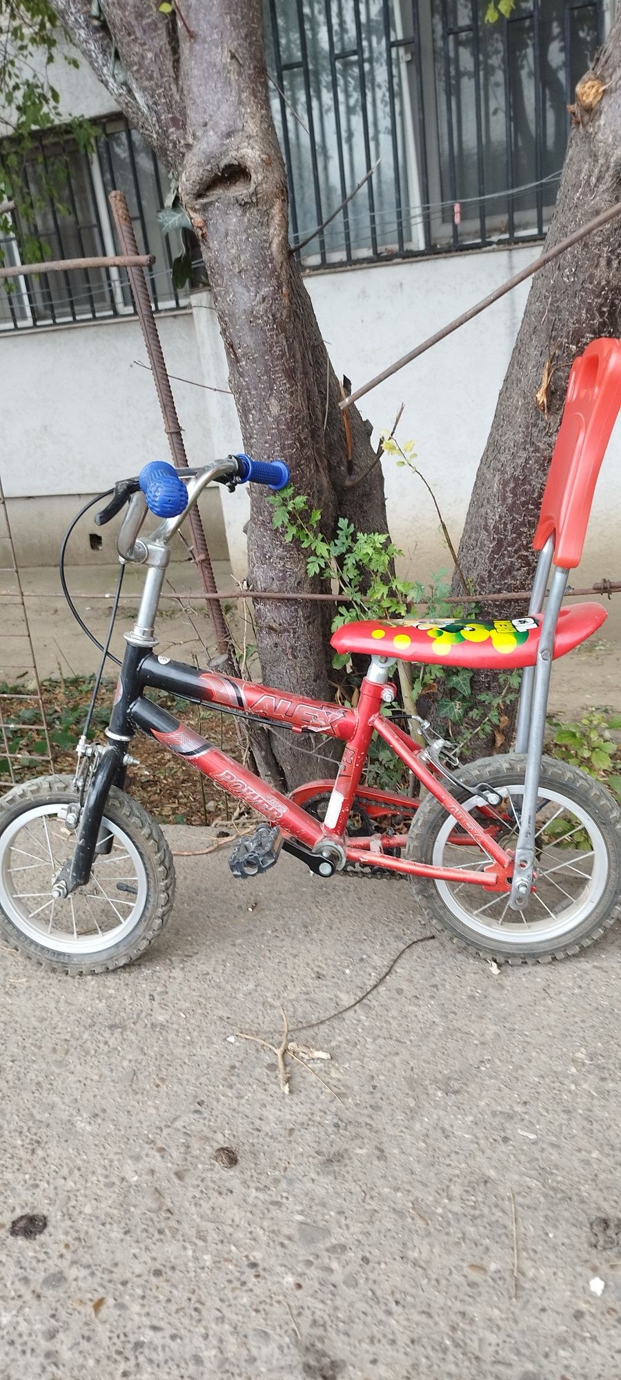 De vânzare bicicleta pt.copii