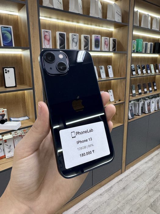 iPhone 13 128 GB / PhoneLab