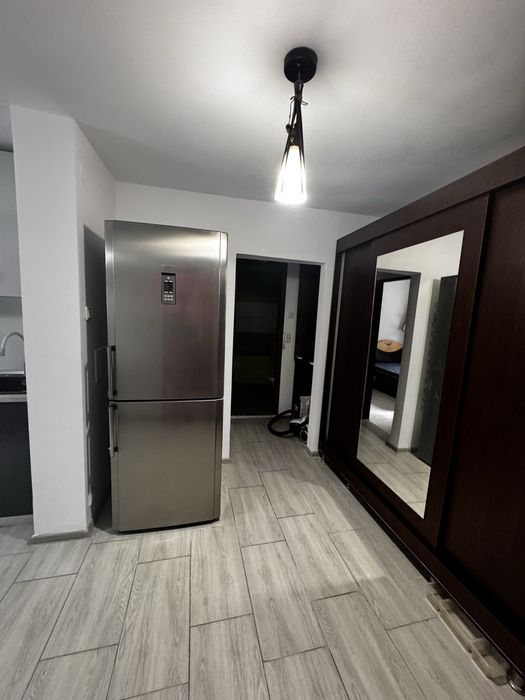 Vand apartament 2 camere decomandat