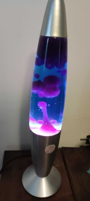 синьо-лилава Лава лампа Lava Lamp