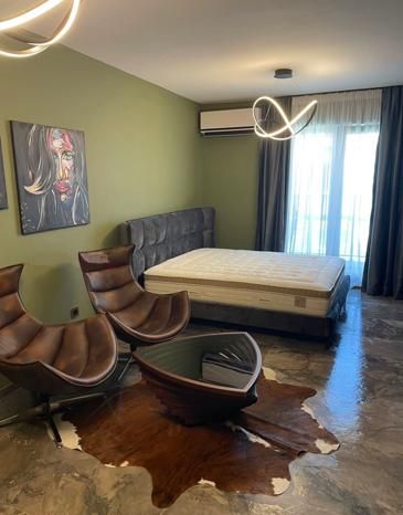 Продава се Едностаен апартамент в София, Център - 40 кв.м за 4800 €/кв.м - Снимка #1