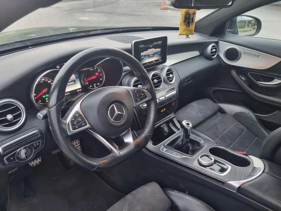 Mercedes-Benz C 180 Coupe AMG Line