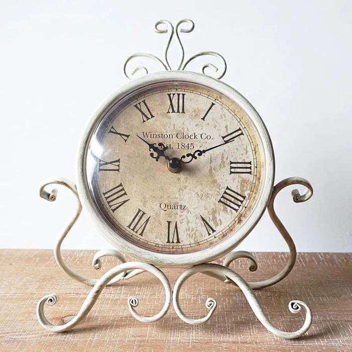Ceas birou cu aspect vintage, rama metalica