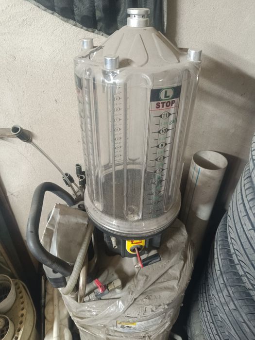 Продам аппарат для замены масла