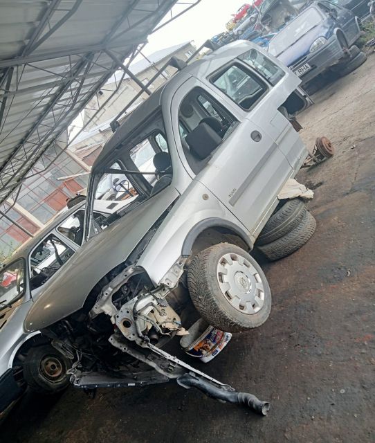 Ansamblu stergatoare parbriz 91498-232 Opel Combo C