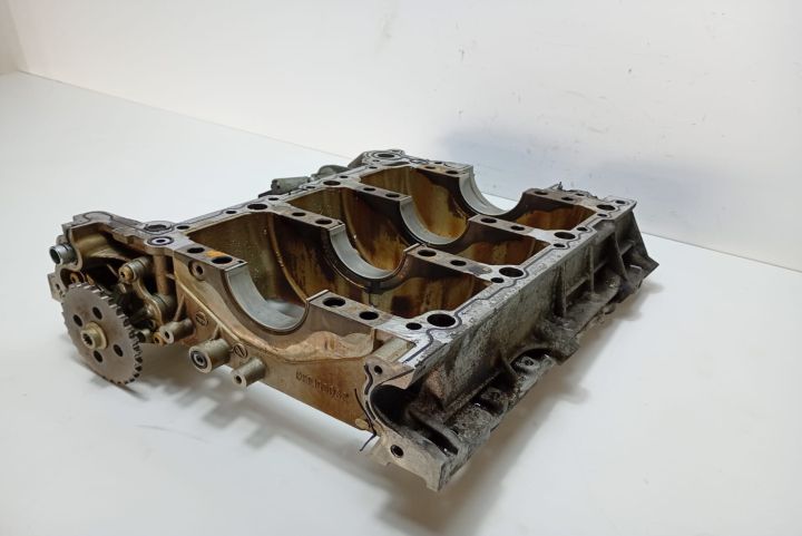 Semi baie ulei 2.4 fsi / 3.0 tfsi / 4.0 tfsi 06E103032 Audi A6 4F/C6