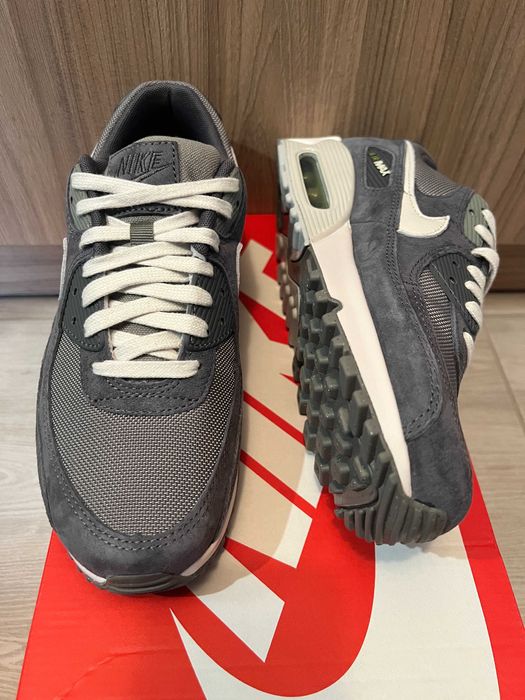 nike AIR MAX 90 PREMIUM мъжки маратонки номер 40,5