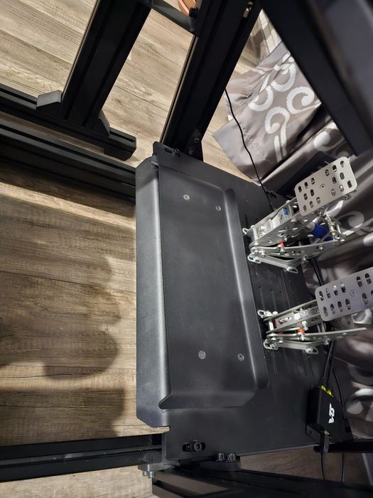 Sim-Lab GT1 Pro cockpit+ Integrated Monitor mount, кокпит за симулатор