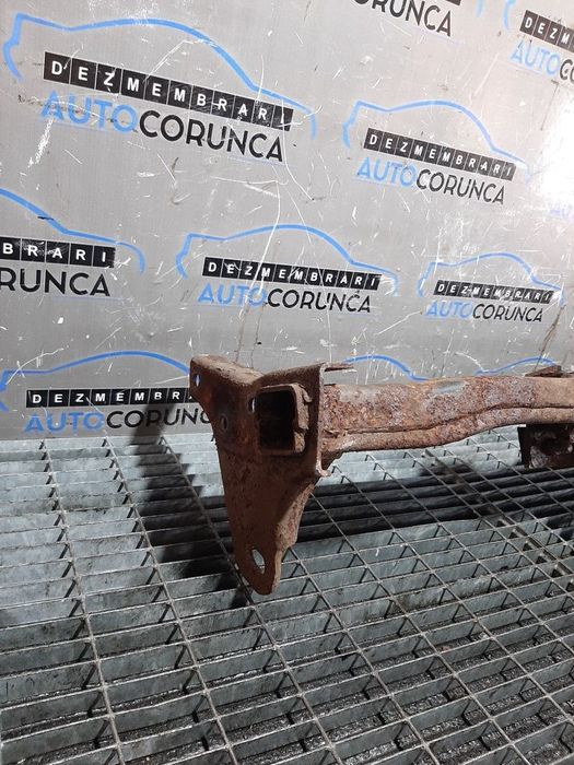 Carlig remorcare Nissan Pathfinder 2004 - 2010 SUV 4 Usi (708)