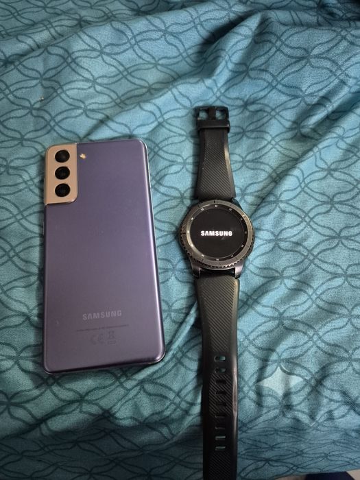 Vând samsung s21 + samsung smartwatch  gear 3