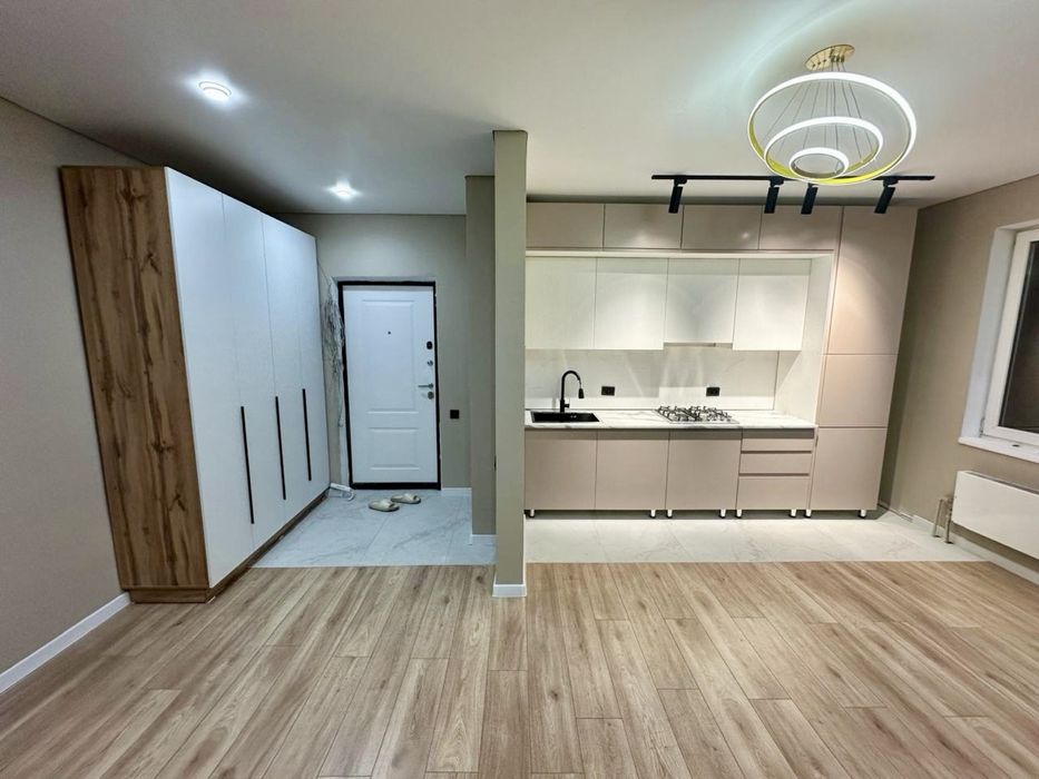 Продается 2-х комнатная квартира , мкр Аксай 1а