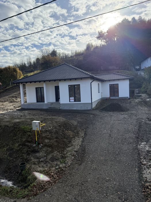 Locuință Modernă, Finisată la Cheie în Livezeni