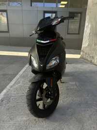 Aprilia SR50  2016 modificat cititi descrierea