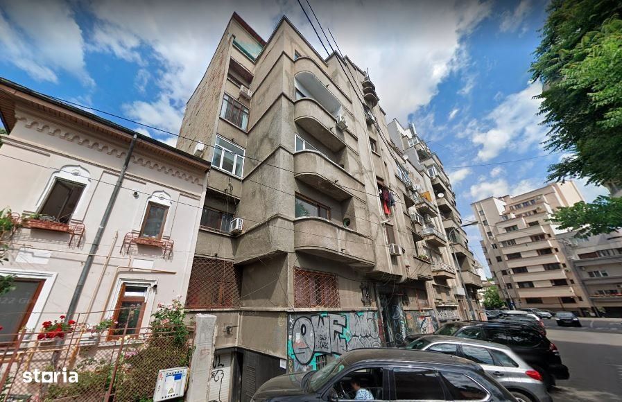 Strada Armeneasca, Apartament cu 4 camere - 77 mp - etaj 2/4, Liber