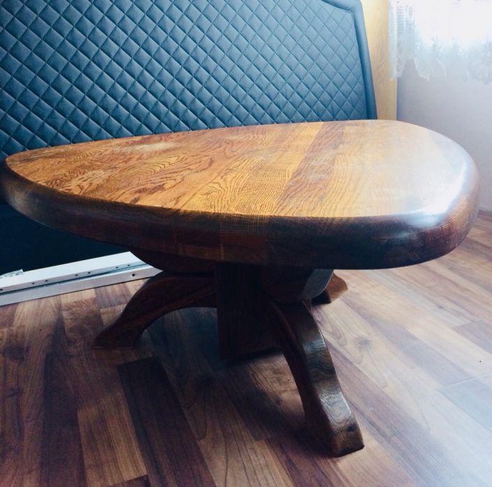 Уникална дървена холна маса