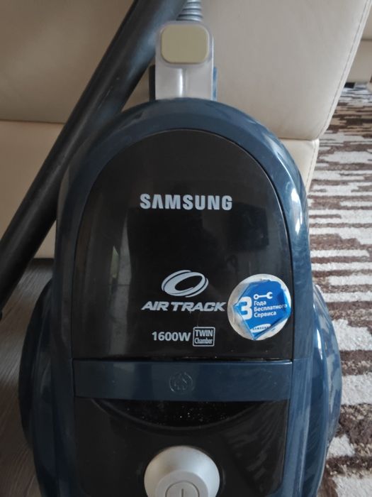 Пылесос Samsung 1600