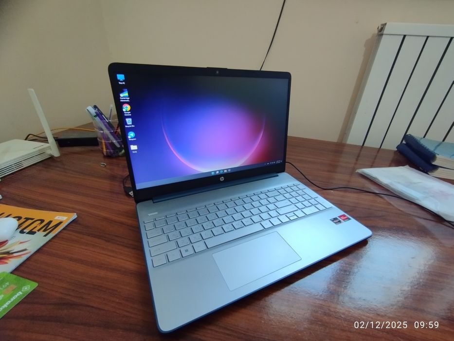 “HP 15 | Ryzen 5 5625U | 8GB RAM | 512GB SSD | Full HD”