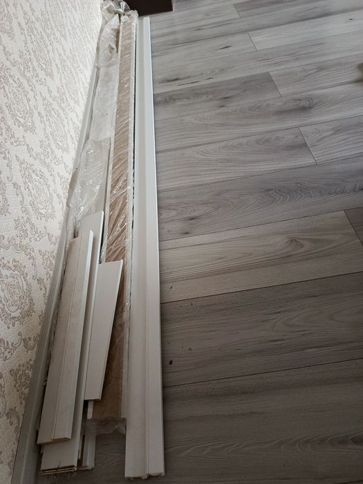 Продам срочно новый короб для установки межкомнатной двери!