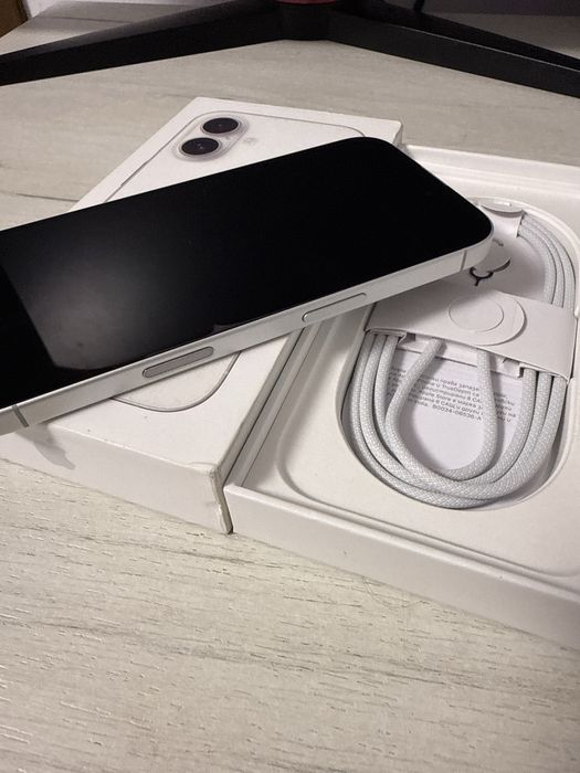 Iphone 16  128Gb ca Nou Garantie internationala