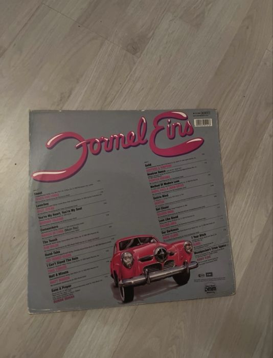 Vinil Former Eins