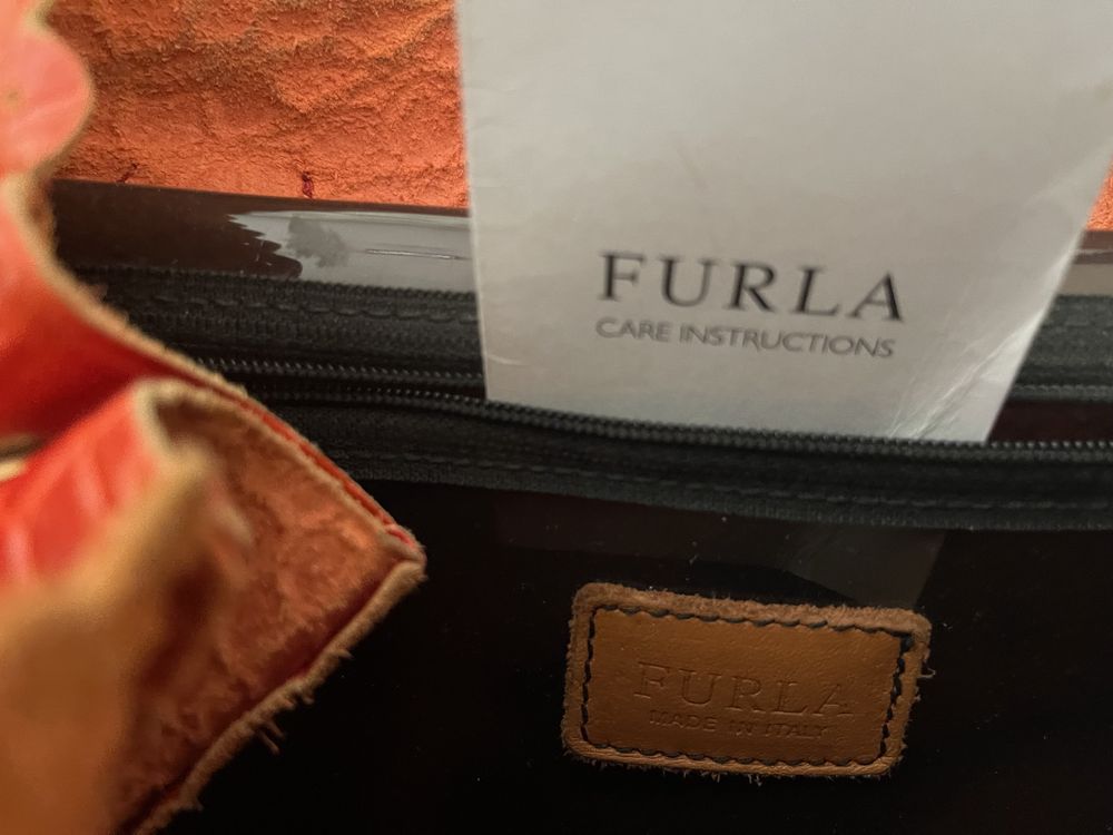 Дамска чанта FURLA