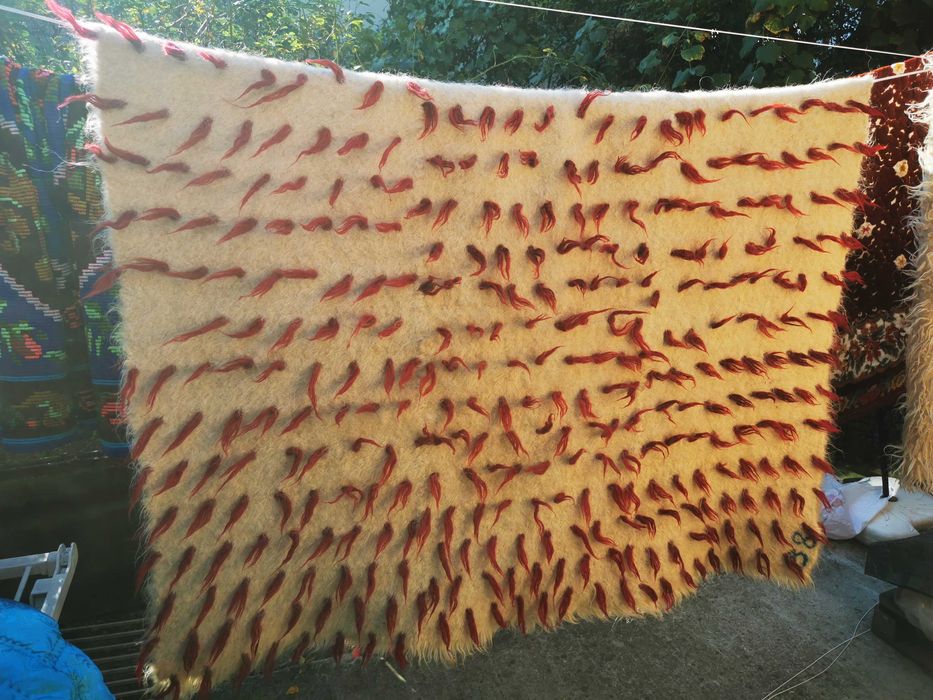veche cuvertura cerga rustica patura lana traditionala macat carpeta