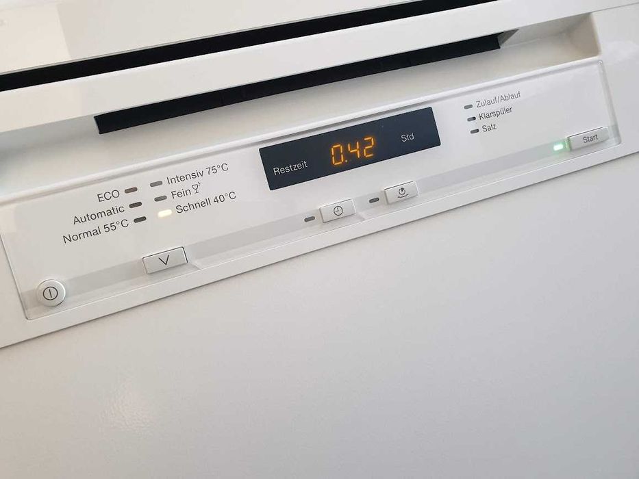 Auto Open - Съдомиялна Miele - 14 Комплекта - Свободностояща - 60см