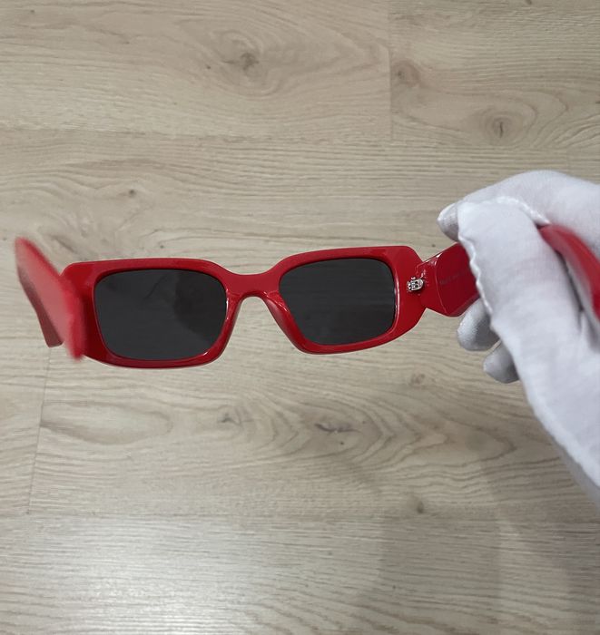 Ochelari de soare Prada