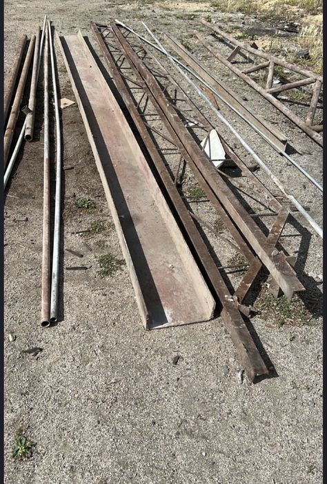 Продается метал Б/у