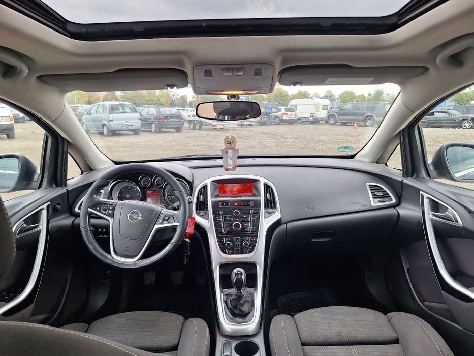 Opel Astra j 2.0 CDTI