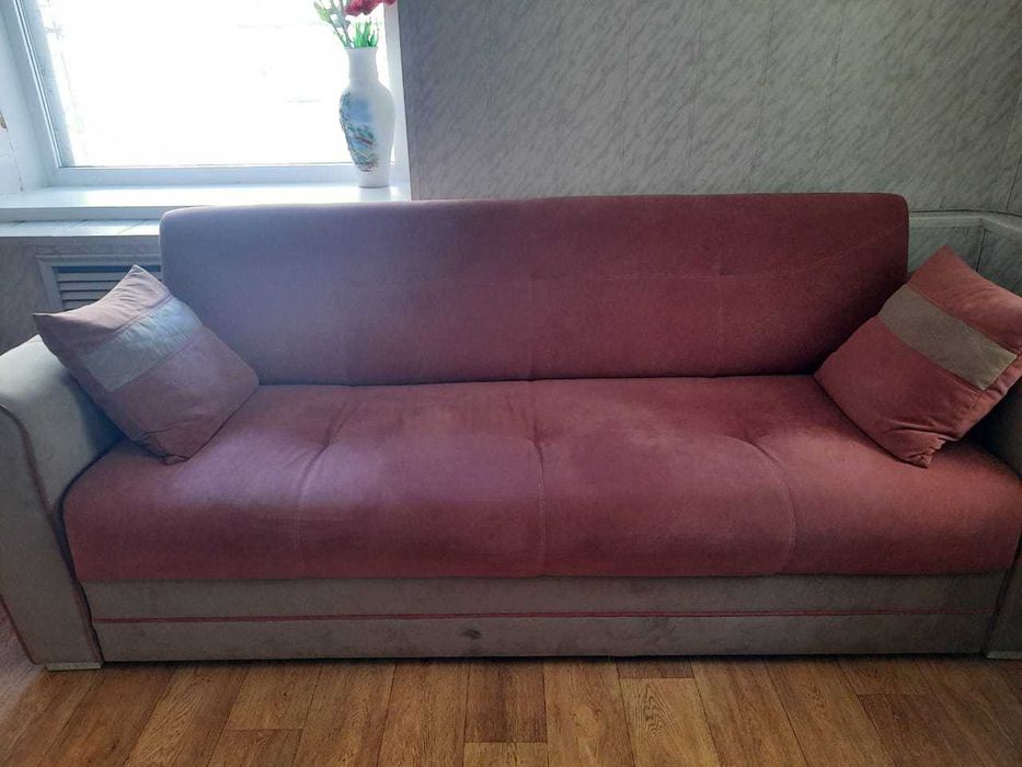 Продам офисный диван