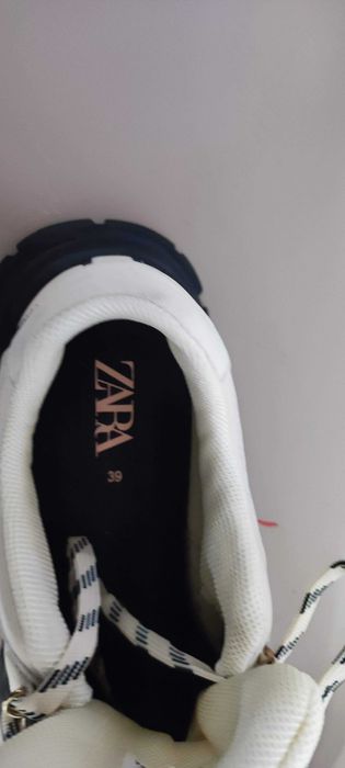 Adidasi Zara cu brant memory (superbi) - M 39 foarte comozi! Snikers