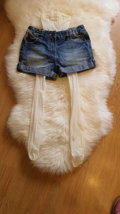 Pantaloni scurți din blugi marimea 9-10 ani