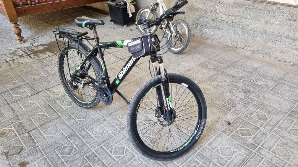 Velosiped shimanoo skorsnoy