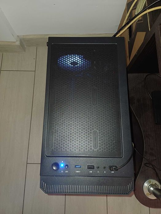 Vand PC Gaming/Editare AMD