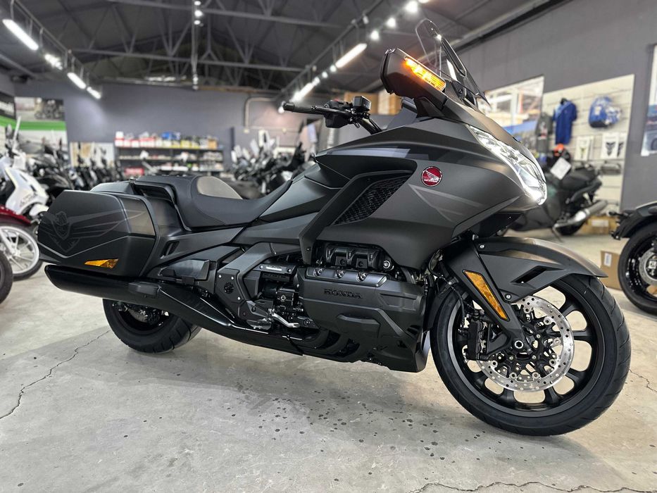 Honda Goldwing Bagger DCT model 2025 - Honda Constanta by EST BIKE