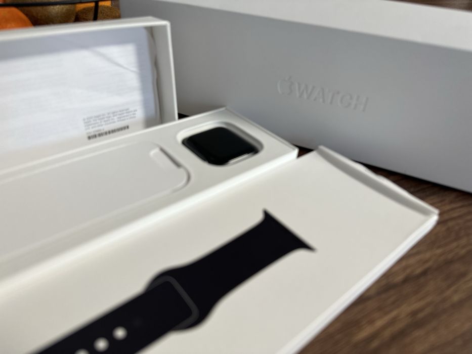 APPLE WATCH 6, 40 mm