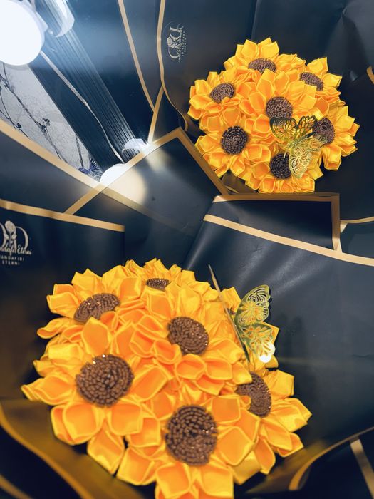 Realizam buchete pe comanda, Livrare in toata tara!