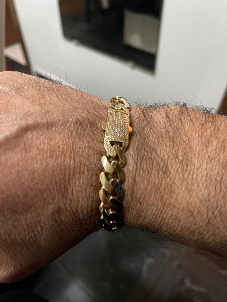 Bratara aur 14k, model cuban