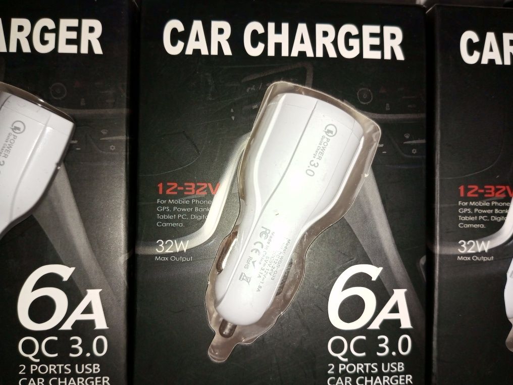 USB 2х  зарядка автомобиля 12-24 вольт.