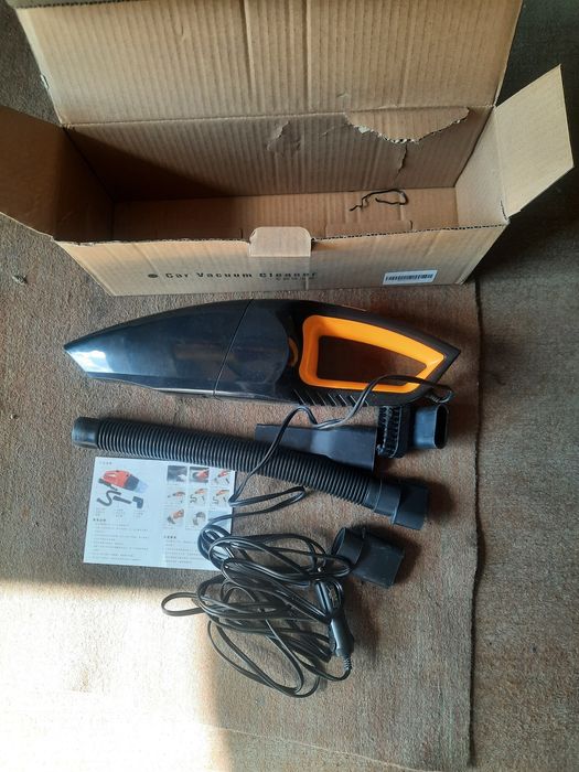 Продам автомобильный пылесос