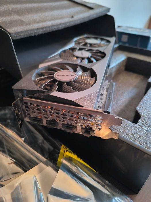 Gigabyte RTX 3060 Ti Gaming OC