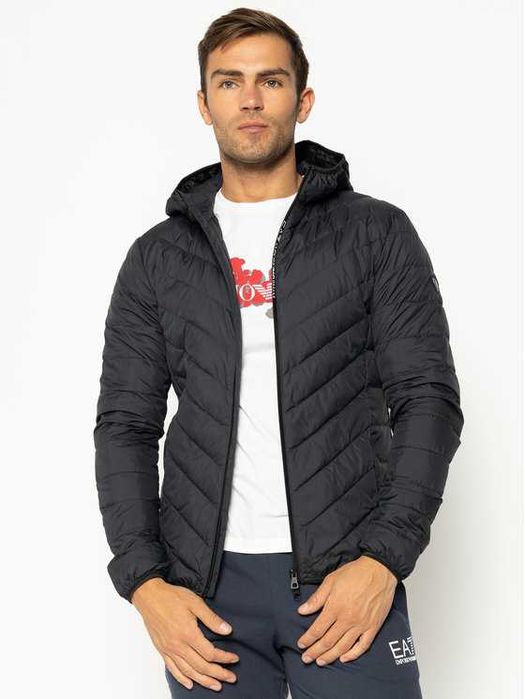 EA7 Emporio Armani Пухено яке