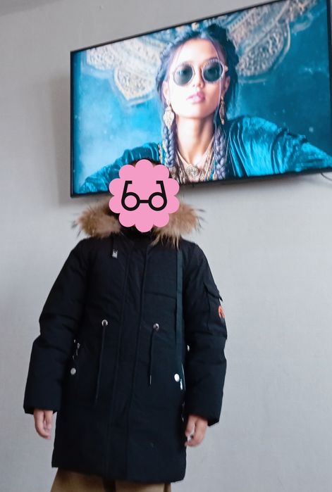 Куртка на девочку 7-8-9 лет