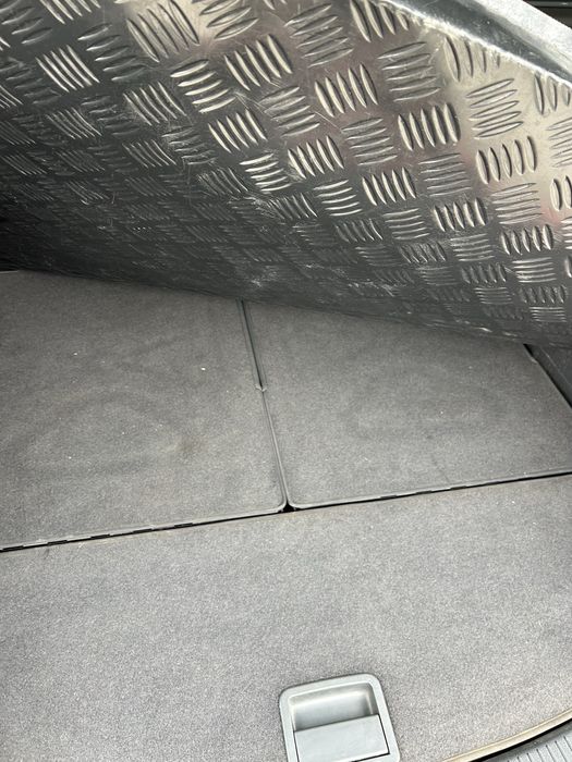 Vând touran 1.9 tdi