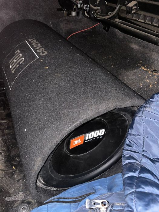 Subwoofer auto fara statie difuzor stare foarte buna