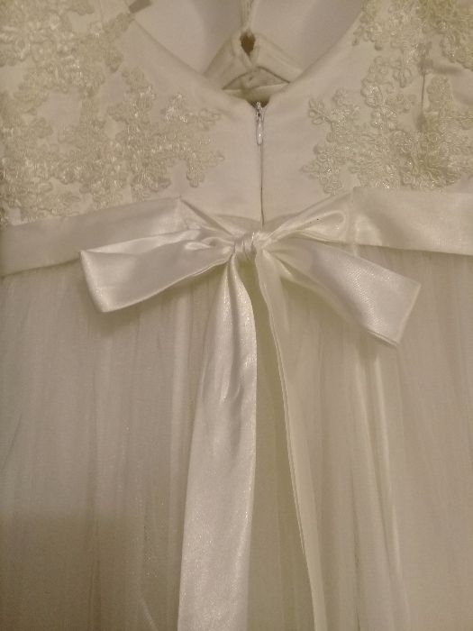 Vand rochie de mireasa