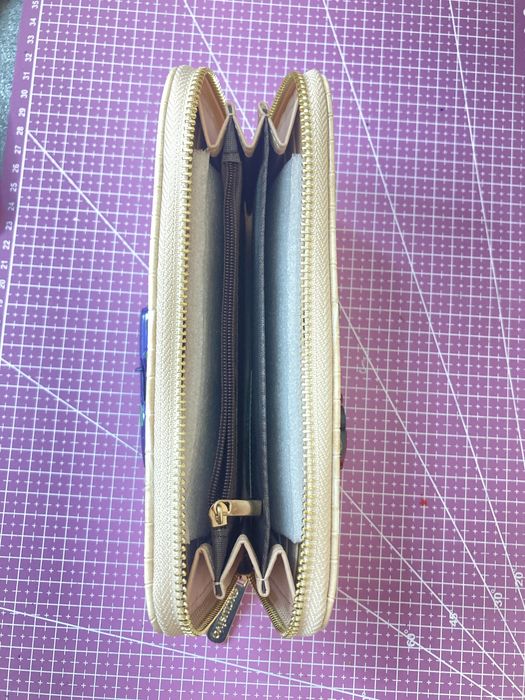 ЛОТ РАЗПРОДАЖБА на портфейли - дамски и мъжки