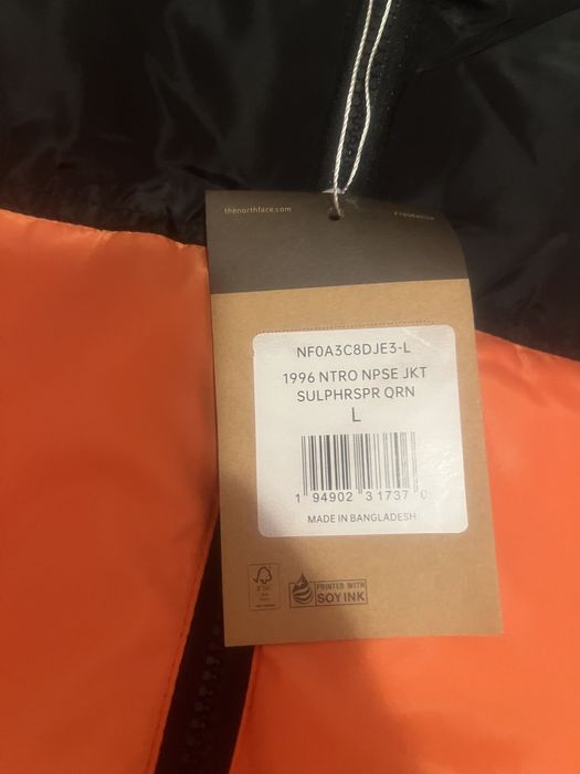 Geacă The North Face portocalie
